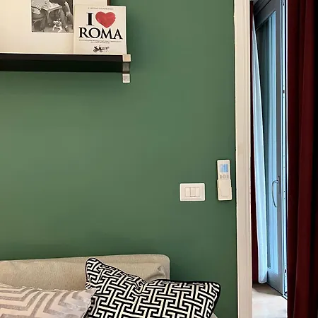 Apartment Borghese Rom